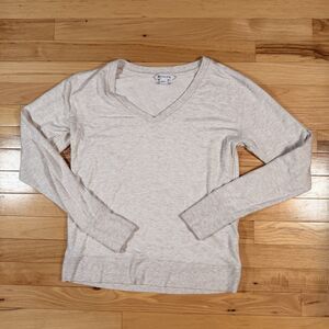 Athleta Long Sleeve Top Size Small Thumb Holes Stretchy Athletic White